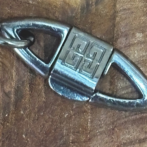 GIVENCHY Blue Crystal Iridescent AB & Lt Aqua Rhinestone Teardrop Necklace 20" - Picture 14 of 16